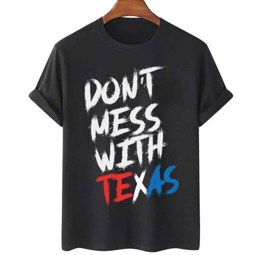 Typographic Don’t Mess With Texas Nolan Ryan Fight T-Shirt