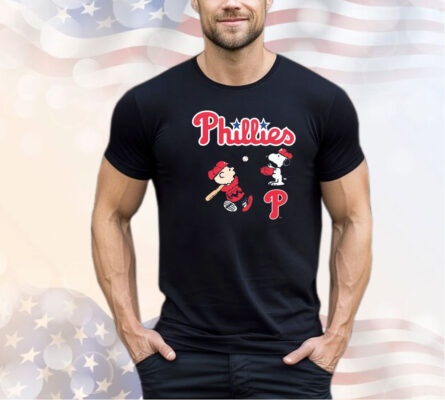 Peanuts Charlie Brown And Snoopy Playing Baseball Philadelphia Phillies shirt