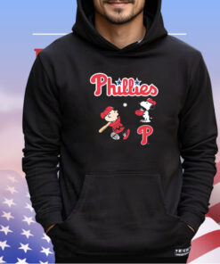 Peanuts Charlie Brown And Snoopy Playing Baseball Philadelphia Phillies shirt