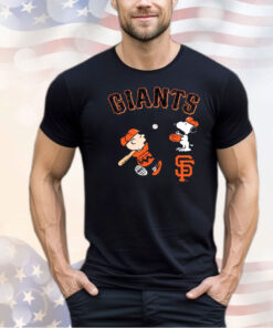 Peanuts Charlie Brown And Snoopy Playing Baseball San Francisco Giants shirt