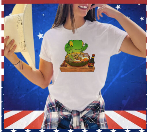 Frog making ramen art shirt