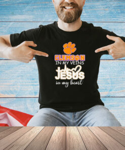 Top Clemson Tigers in my veins Jesus in my heart T-shirt