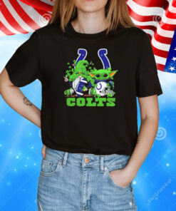 Indianapolis Colts Baby Yoda Happy St.Patrick’s Day Shamrock 2024 T-Shirt