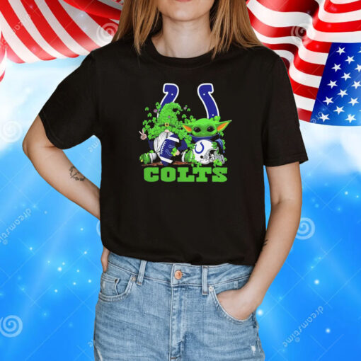 Indianapolis Colts Baby Yoda Happy St.Patrick’s Day Shamrock 2024 T-Shirt