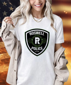 Roswell police est 1891 protect and serve those that land here T-Shirt