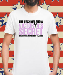 Gisele Bundchen wearing the fashion show Victoria’s secret Shirt