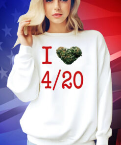 Rihanna wearing I love 420 day T-shirt