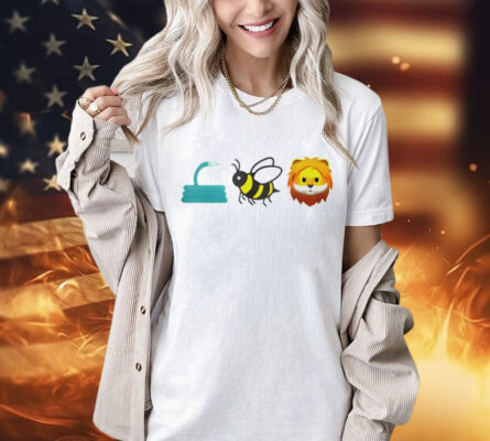 Snake hose bee lion T-Shirt