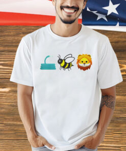 Snake hose bee lion T-Shirt