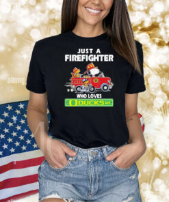 Snoopy And Woodstock Driving Car Oregon Ducks Just A Firefighter Who Loves Shirt