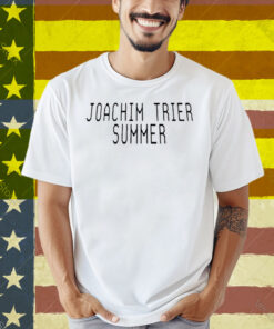 Elle Fanning Wearing Joachim Trier Summer Shirt