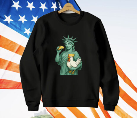 Statue Of Liberty TACO Trump Always Chickens Out T-Shirt