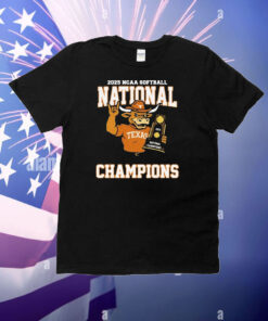 Texas Longhorns 2025 NCAA National Women’s College World Series Champions Mascot Hug Trophy T-Shirt